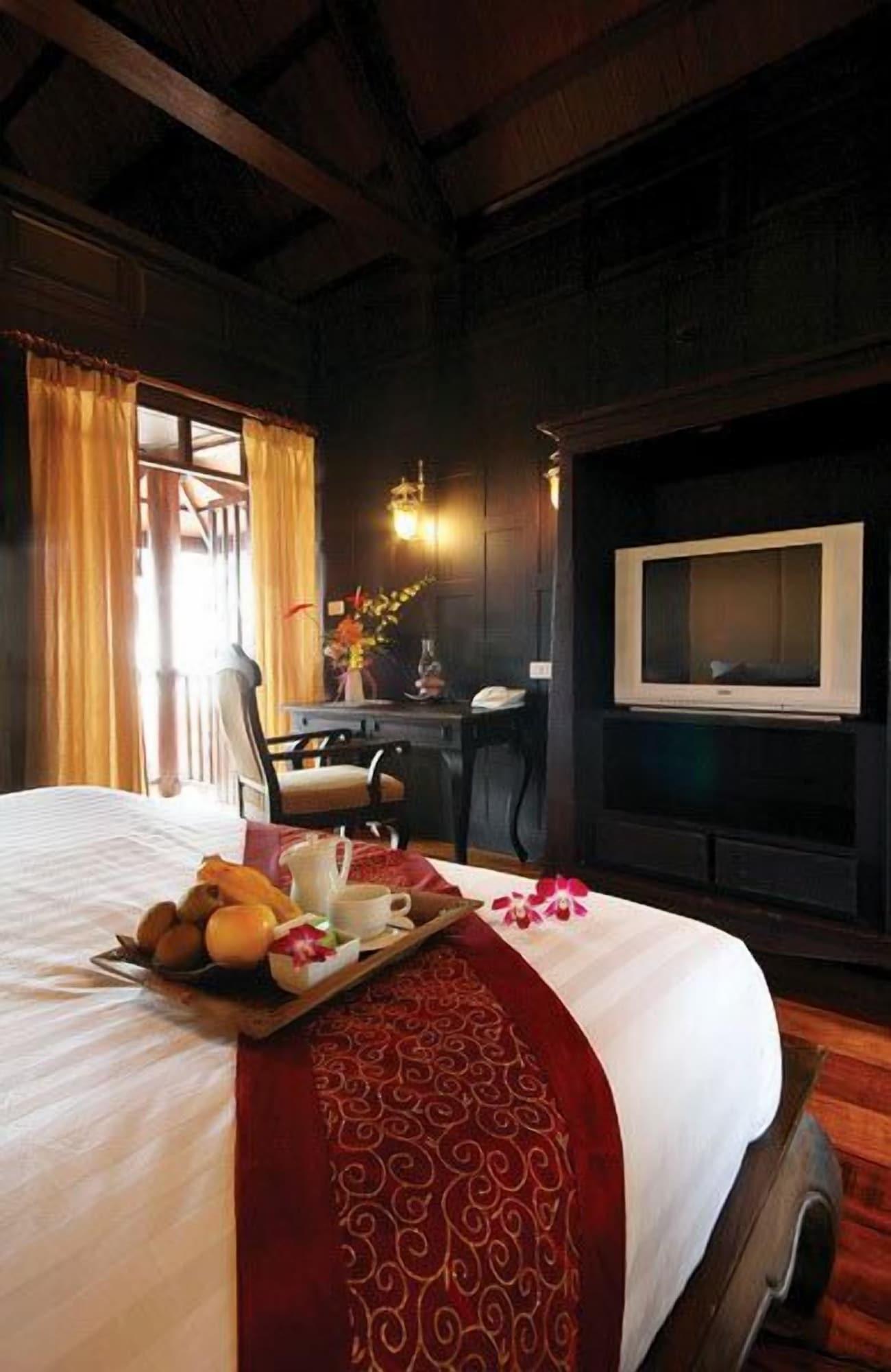 Takolaburi Cultural Resort Khao Lak Zewnętrze zdjęcie