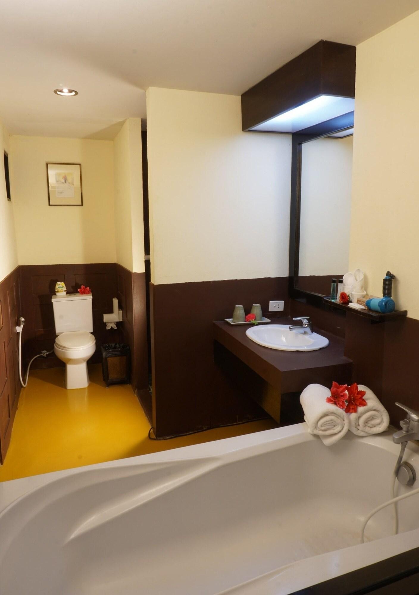 Takolaburi Cultural Resort Khao Lak Zewnętrze zdjęcie