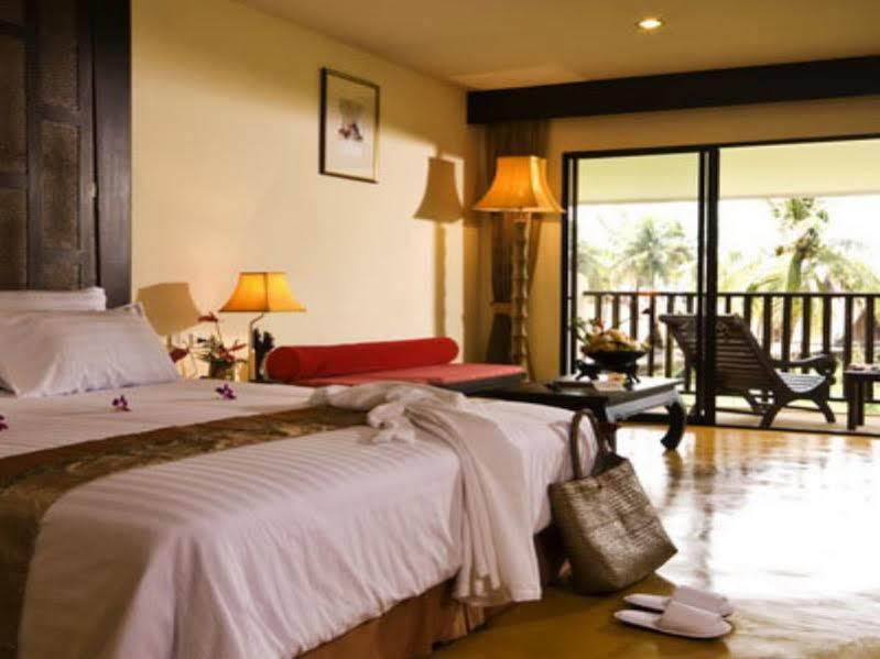 Takolaburi Cultural Resort Khao Lak Zewnętrze zdjęcie